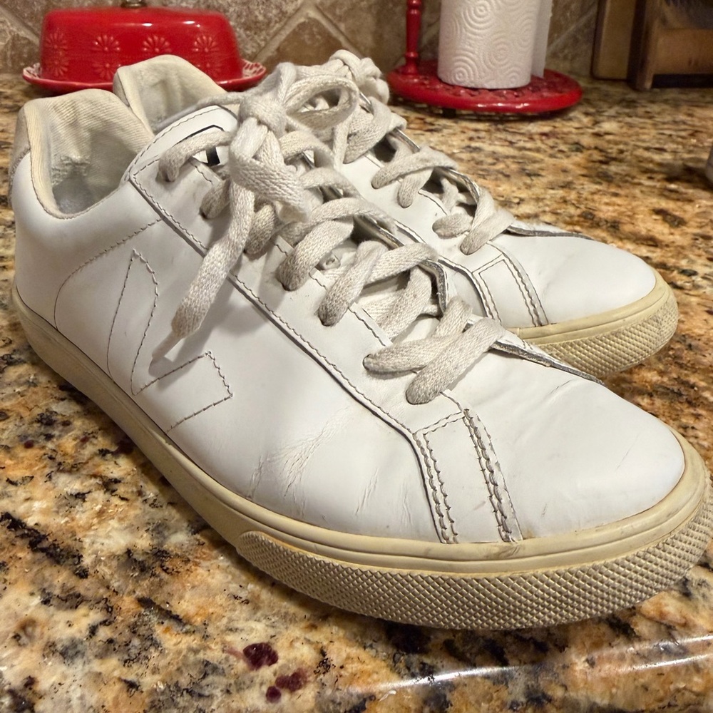 Veja Off-White Sneakers with Cream Soles